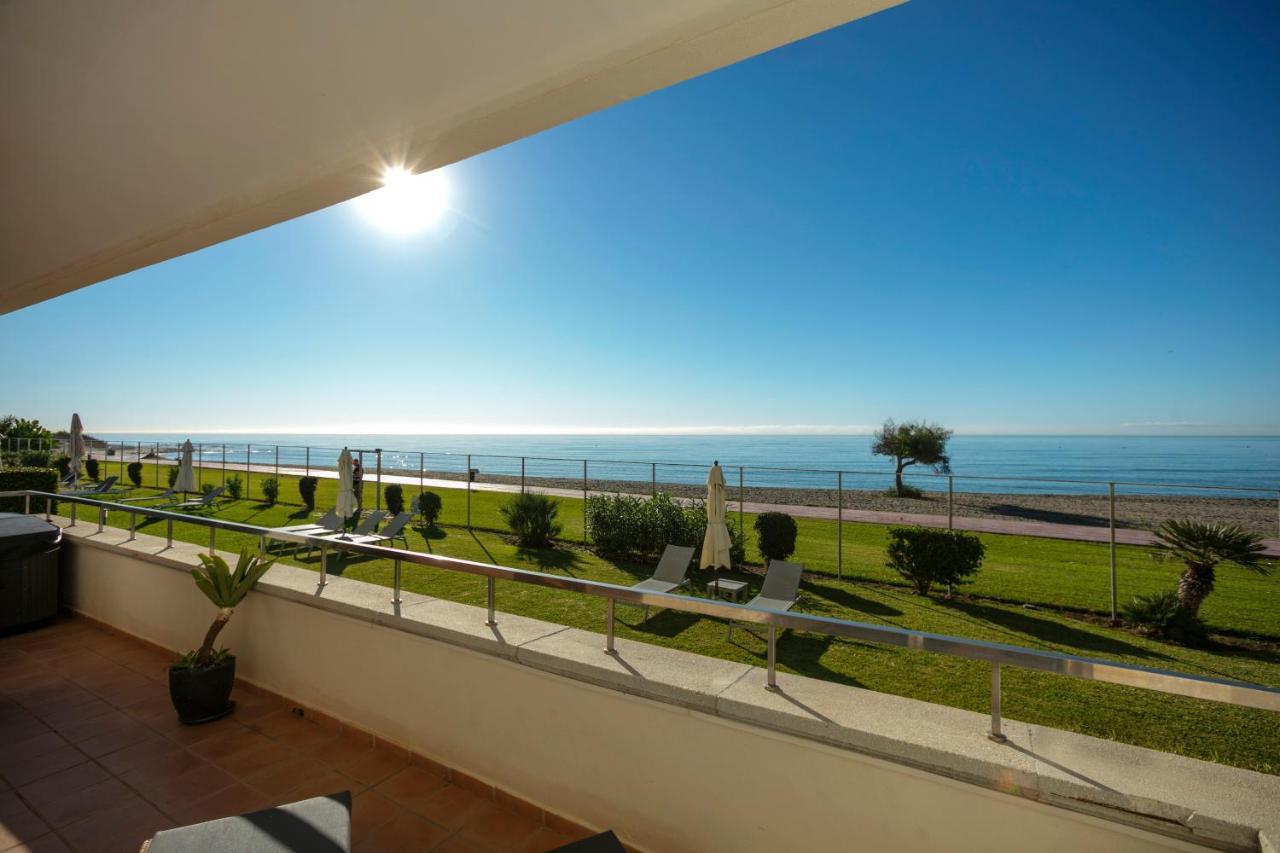 Appt 401-3-Bed-Heaven Beach-Paseo-All Year Heated Pool-Free Bikes 埃斯特波纳 外观 照片
