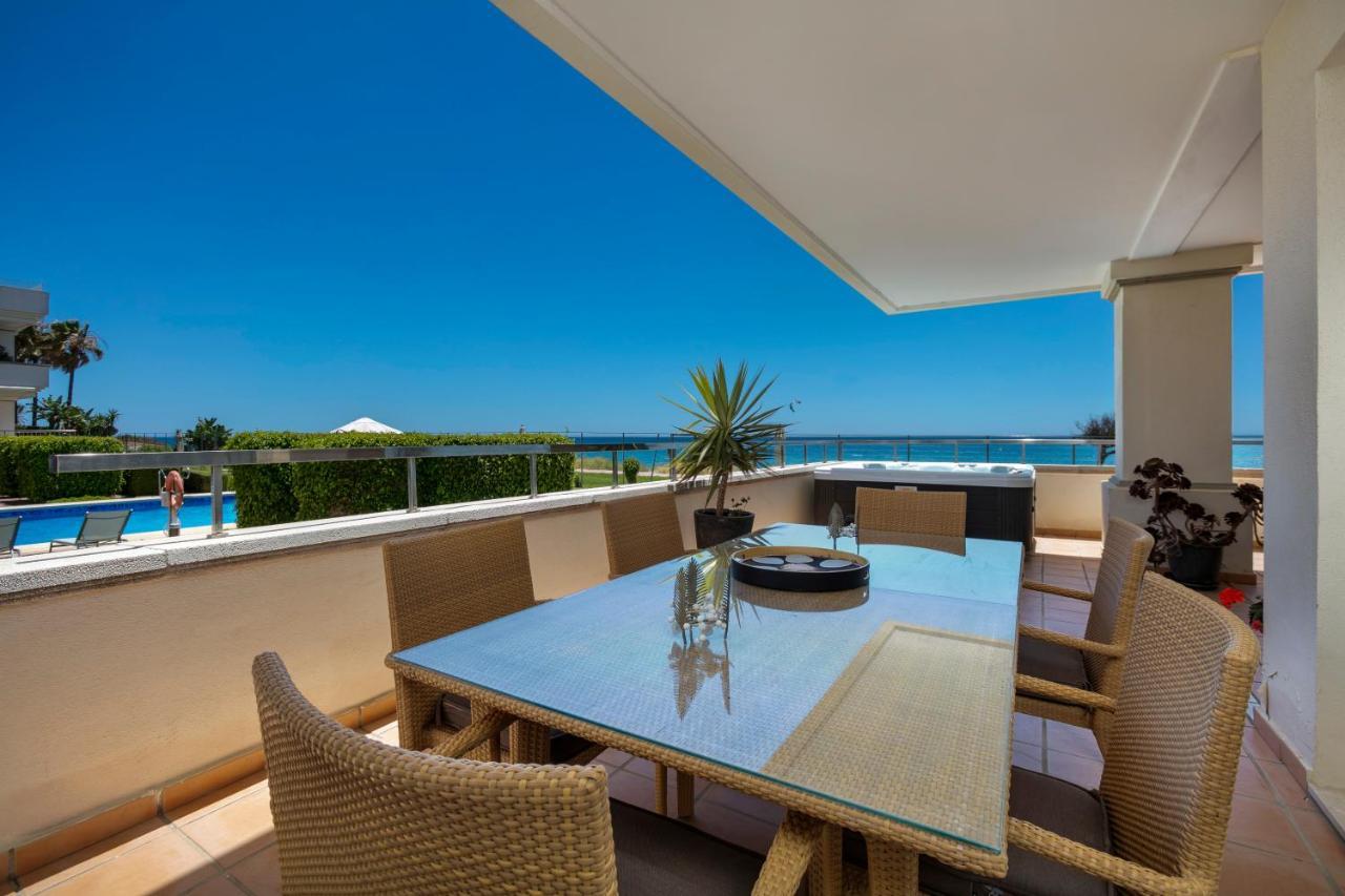 Appt 401-3-Bed-Heaven Beach-Paseo-All Year Heated Pool-Free Bikes 埃斯特波纳 外观 照片