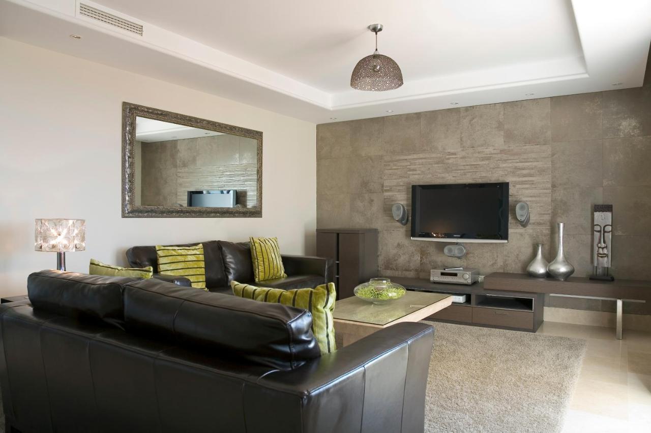 Appt 401-3-Bed-Heaven Beach-Paseo-All Year Heated Pool-Free Bikes 埃斯特波纳 外观 照片